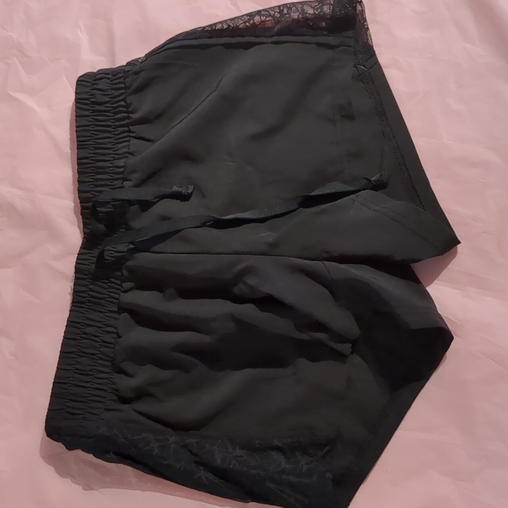 Fabletics shorts